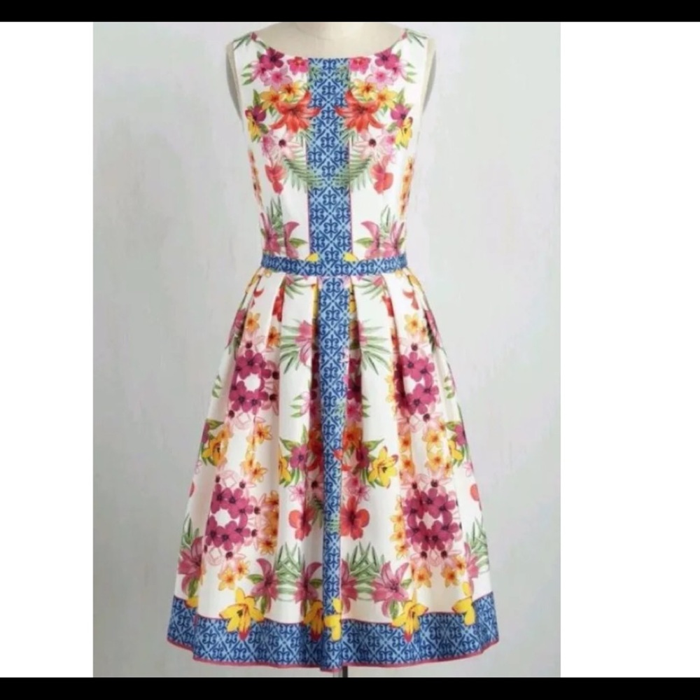 ModCloth Zesty attire floral fit & flare d…